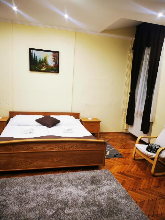 Baross-Hat 5 Szolnok Bagian luar foto